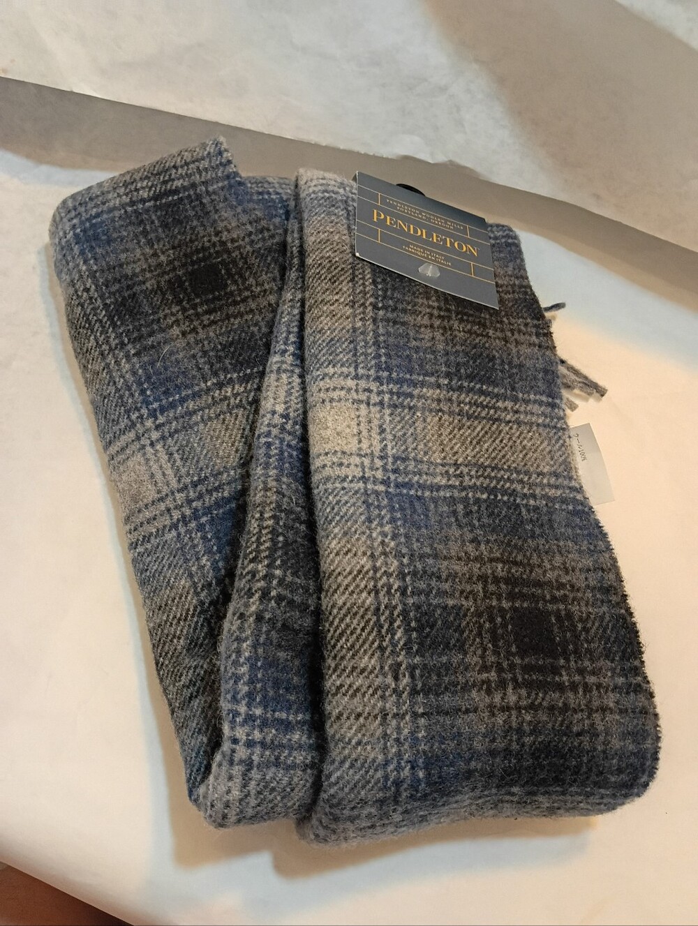 Pendleton Scarf New Display - Picture 7 of 11